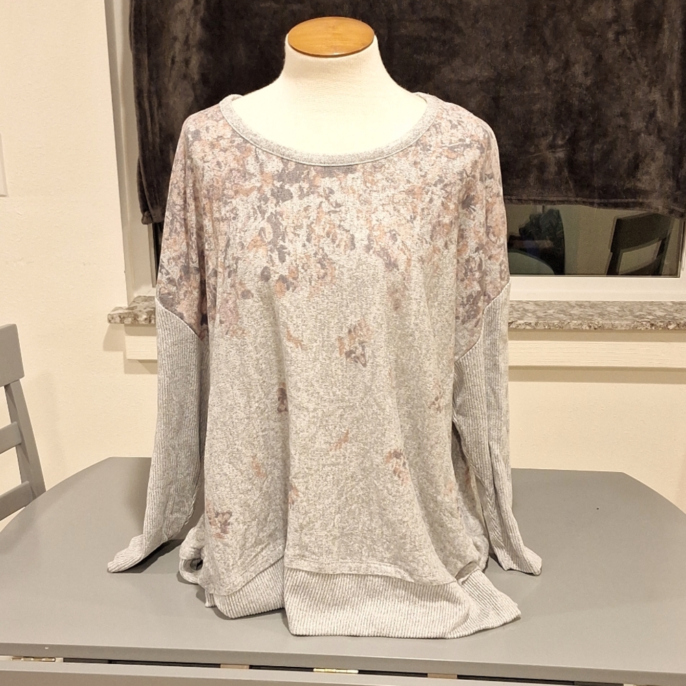 Grey floral sweater blouse